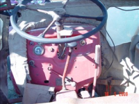 IHC D 324 steering wheel