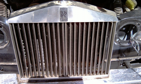 Rolls Royce cooler grill